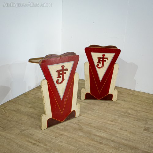 Red & White Band Stands Antiques Atlas