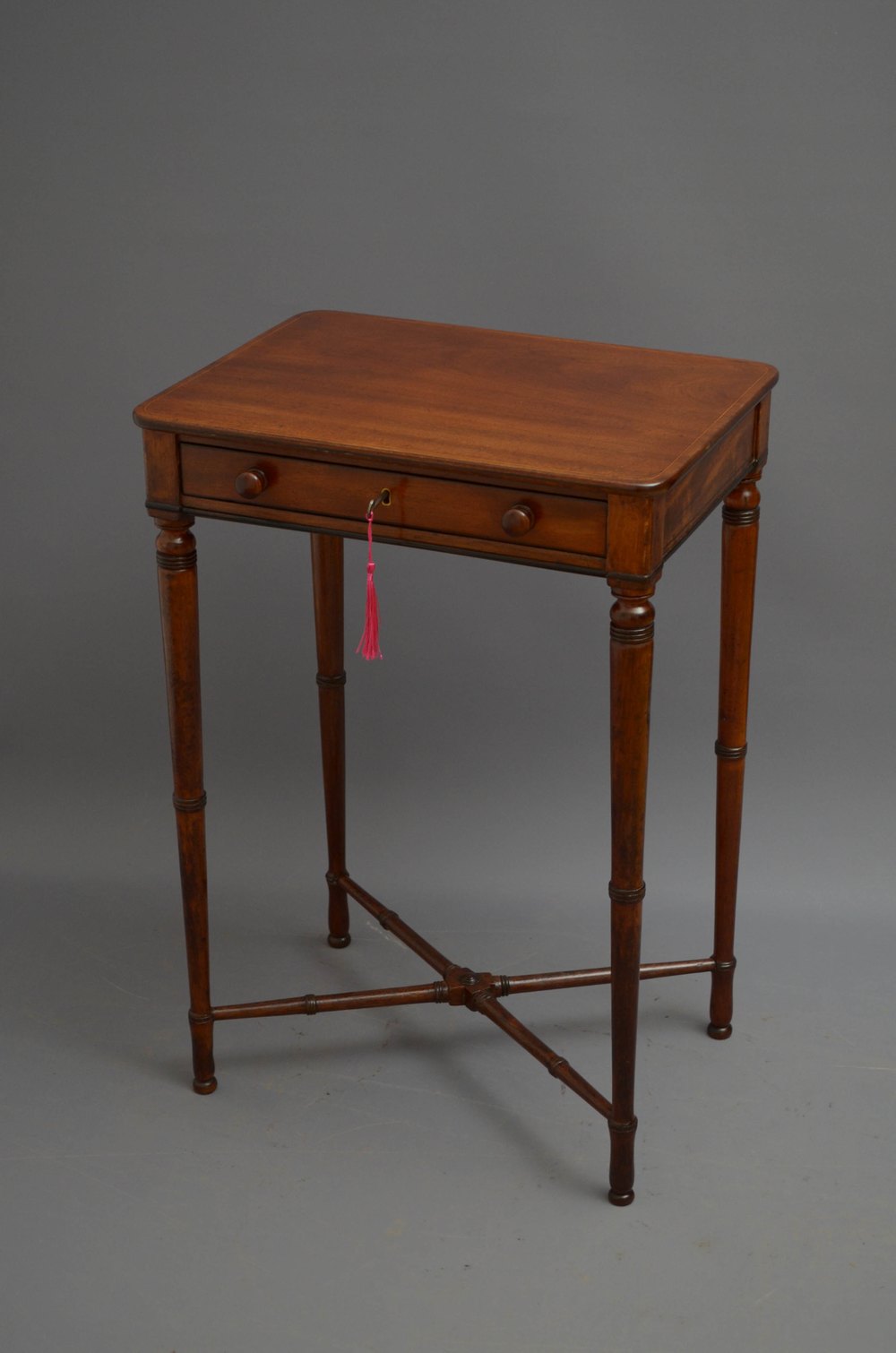 Fine Side Table Antiques Atlas