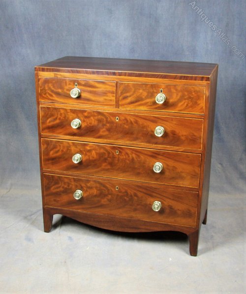 Georgian Mahogany Chest of Drawers