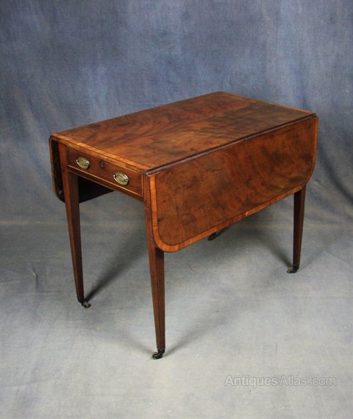Georgian Mahogany Pembroke / Occasional Table