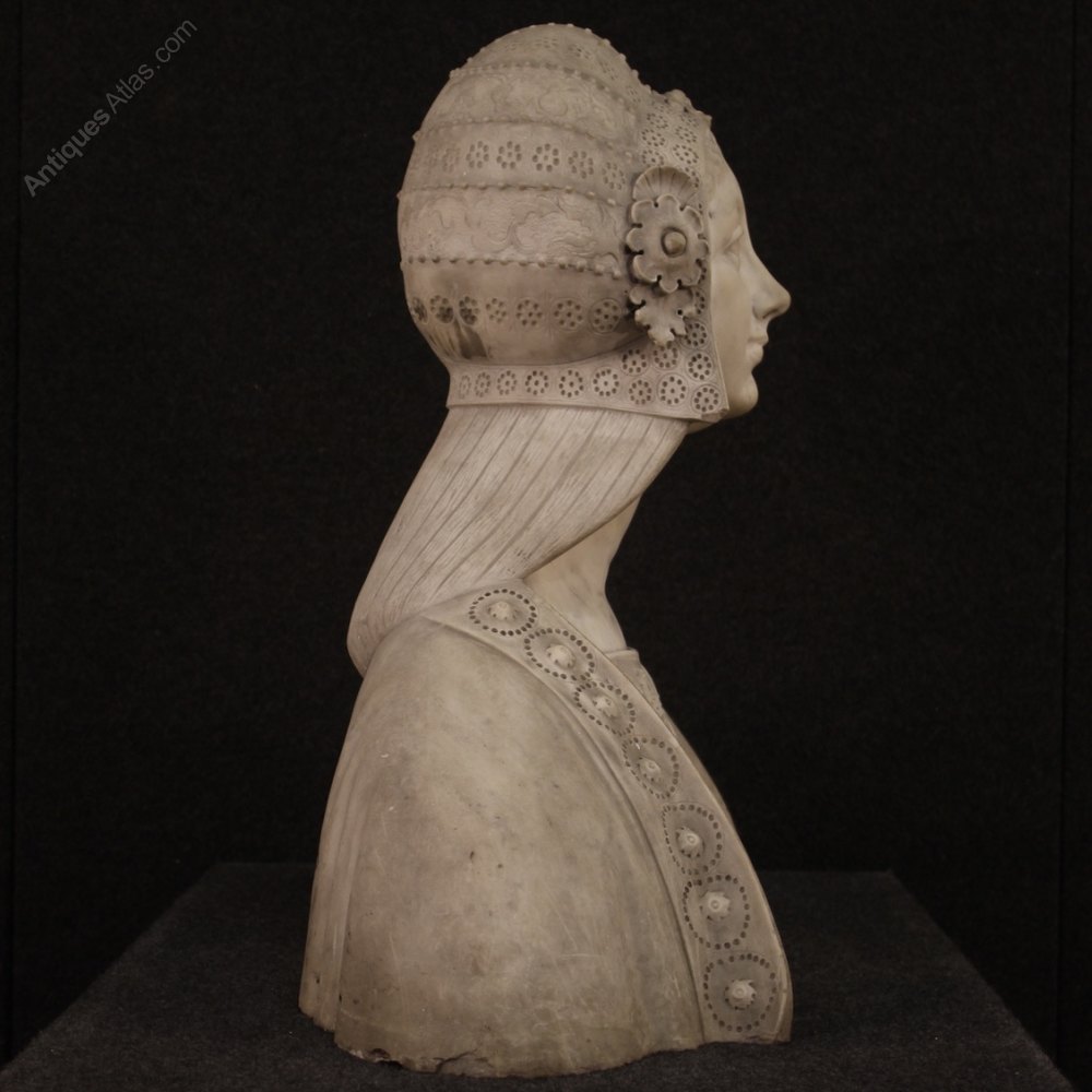 Antiques Atlas - Antique Italian Bust Marble Depicting A Noble Lady