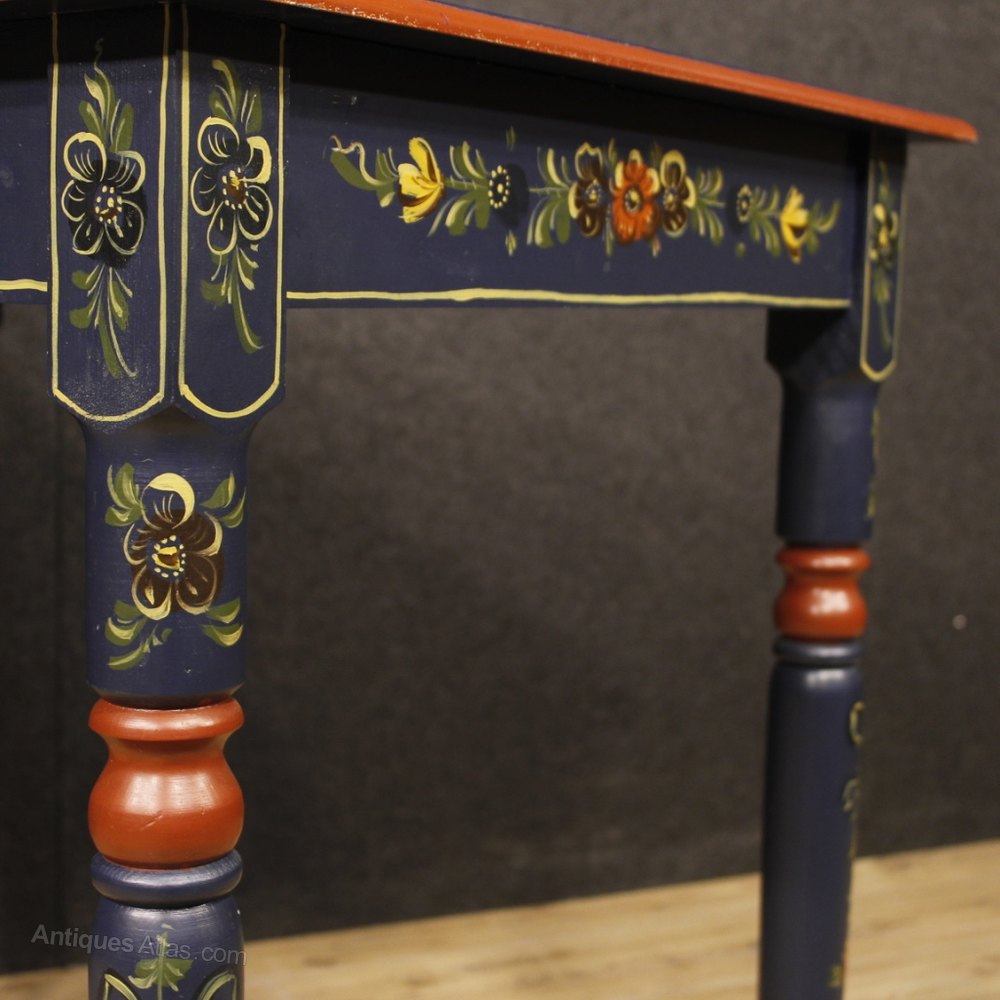 Antiques Atlas Dutch Table In Painted Wood With Fl Decoration Dutch Table In Painted Wood With Fl Decoration Vintage And Retro Side Tables