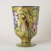 Birds and Blooms Art Glass Vas