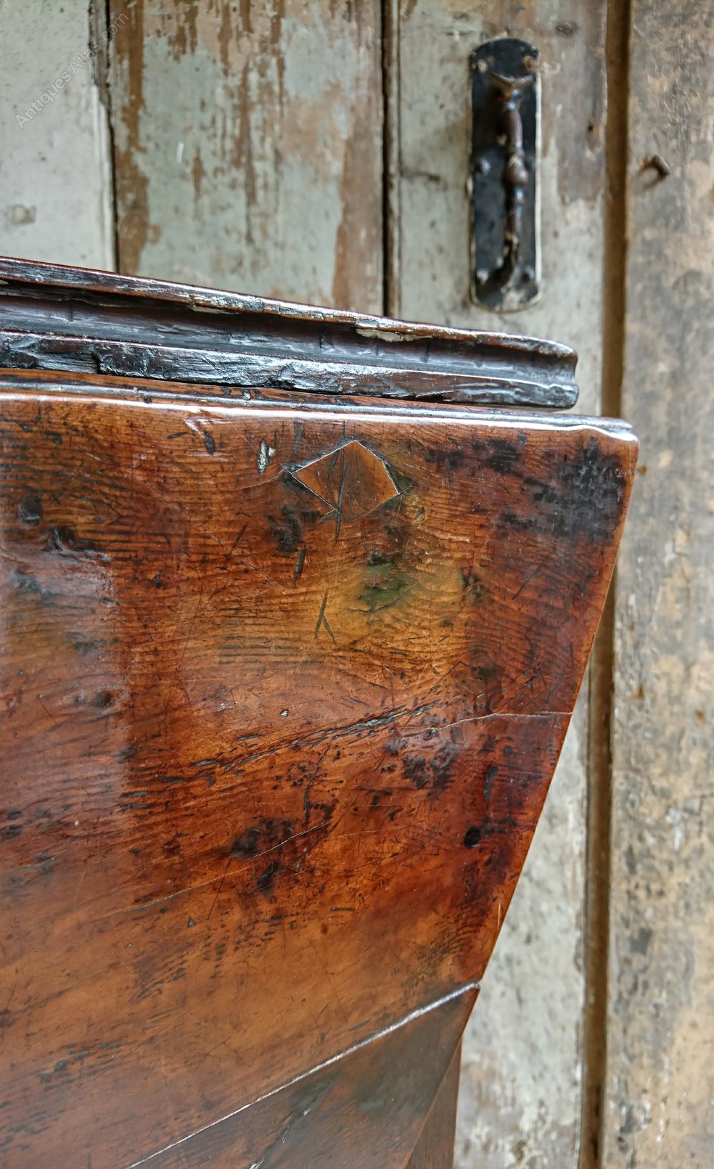 Yew Wood Table Antiques Atlas