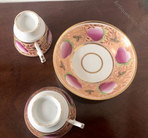 COALPORT TRIO (1820年頃) COALPORT TRIO (1820年頃) 工芸品