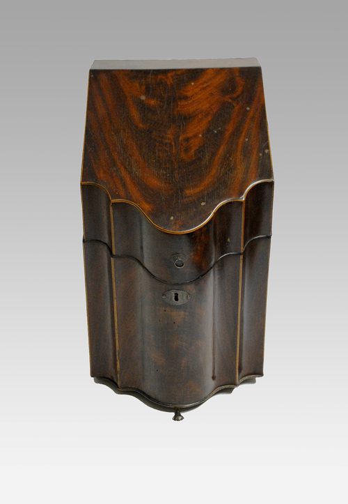 Antiques Atlas III Knife Box