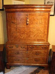 Early 18thc. Walnut Escritoire