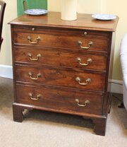Early 19thc. Small Mahogany Bachelor’s Chest Of Dr