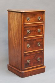 Small 19thc. Mahogany Chest Of Drawers 