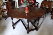 17th Century Large Oak Gateleg Table W271