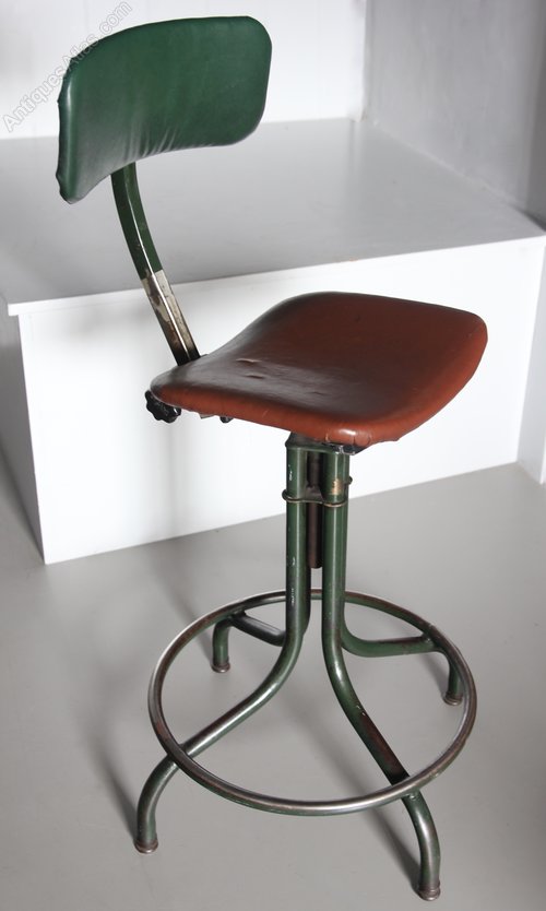 Vintage Swivel 1930s Tan Sad Industrial Chair T236