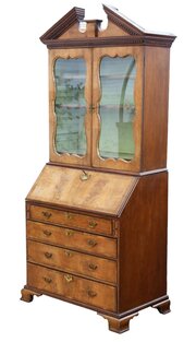 Antique 18th Century Georgian Large Walnut Bureau 