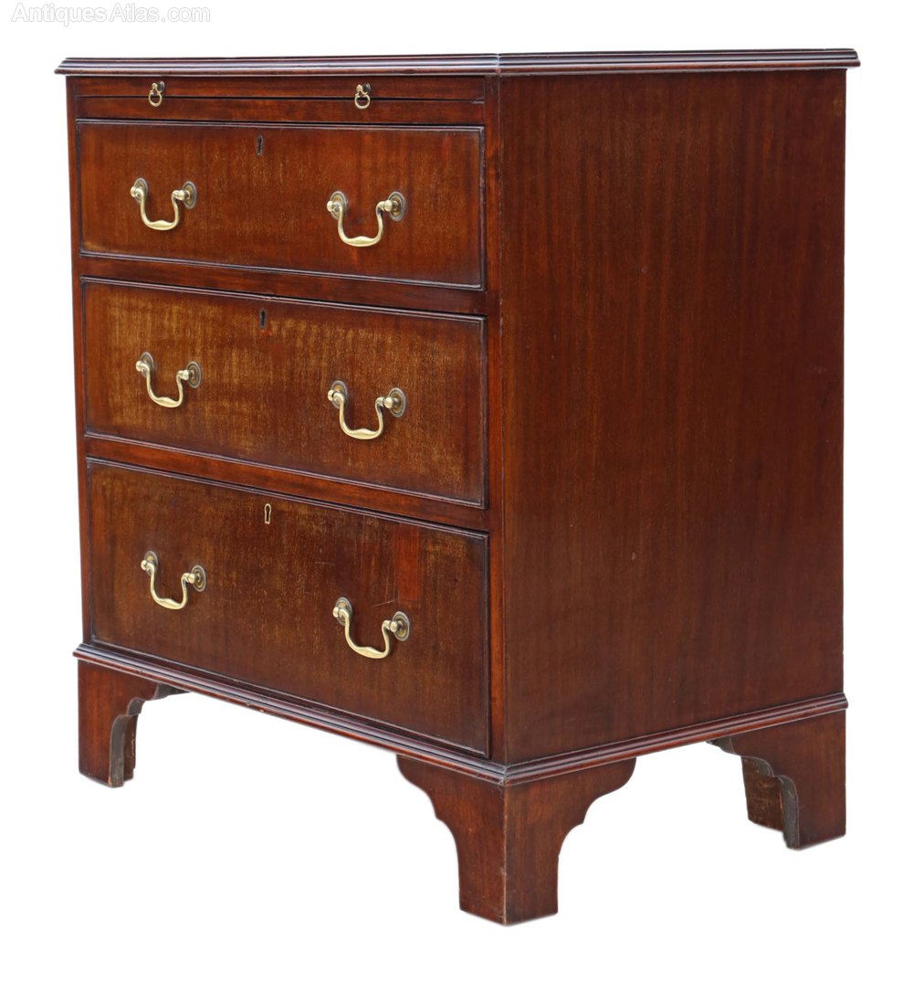 Mahogany Bachelor's Chest Of Drawers Antiques Atlas
