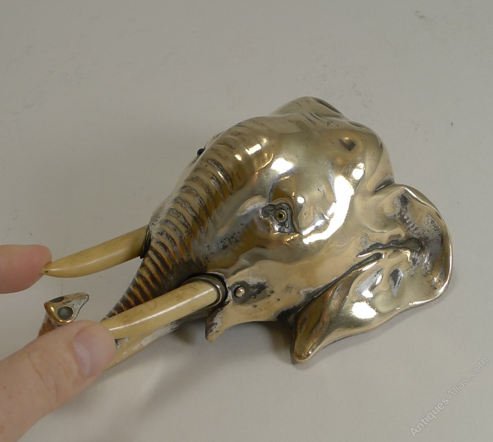 Polished Bronze Novelty Mechanical Desk Bell Jhe Auctions Novelty Desk Bell In Brass C 1880 Elephant Antique Companions English Alt5 Alt6