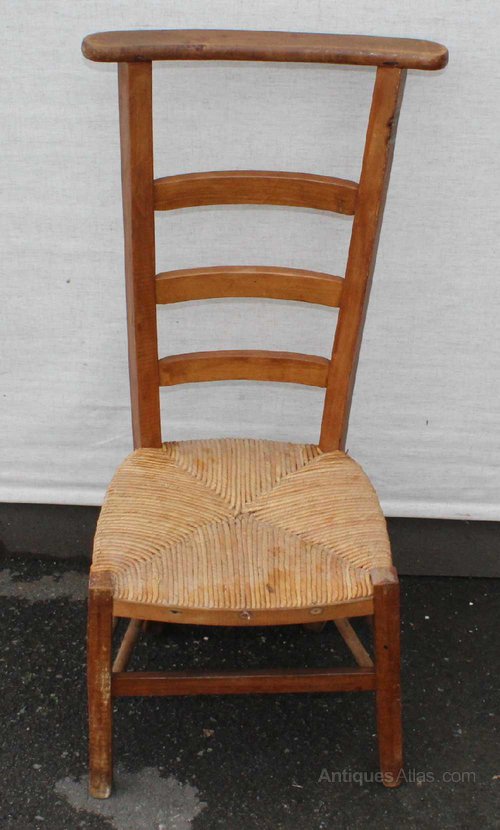 Antiques Atlas - 1940's Beech Prayer Chair With Rush Seat 1940's Beech Prayer Chair with Rush Seat - Antiques Atlas - 1940's Beech Prayer Chair With Rush Seat
