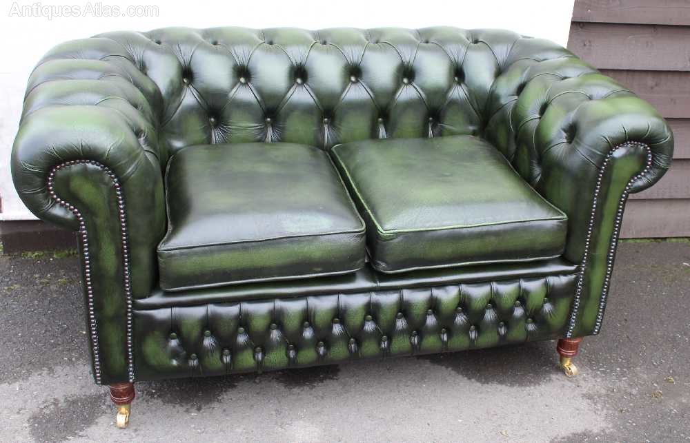 2 X Seater Green Leather Chesterfield Settee Antiques Atlas