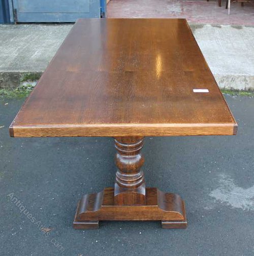 Oak Refectory Table With Carved Bulbous Legs - Antiques Atlas