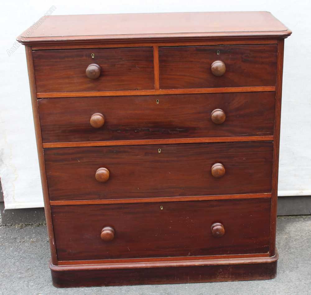 Mahogany Round Corner Chest Drawers In Good Cond Antiques Atlas