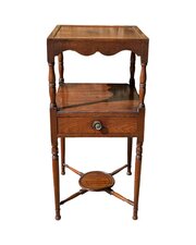 Elegant George III Mahogany Bedside / Side Table