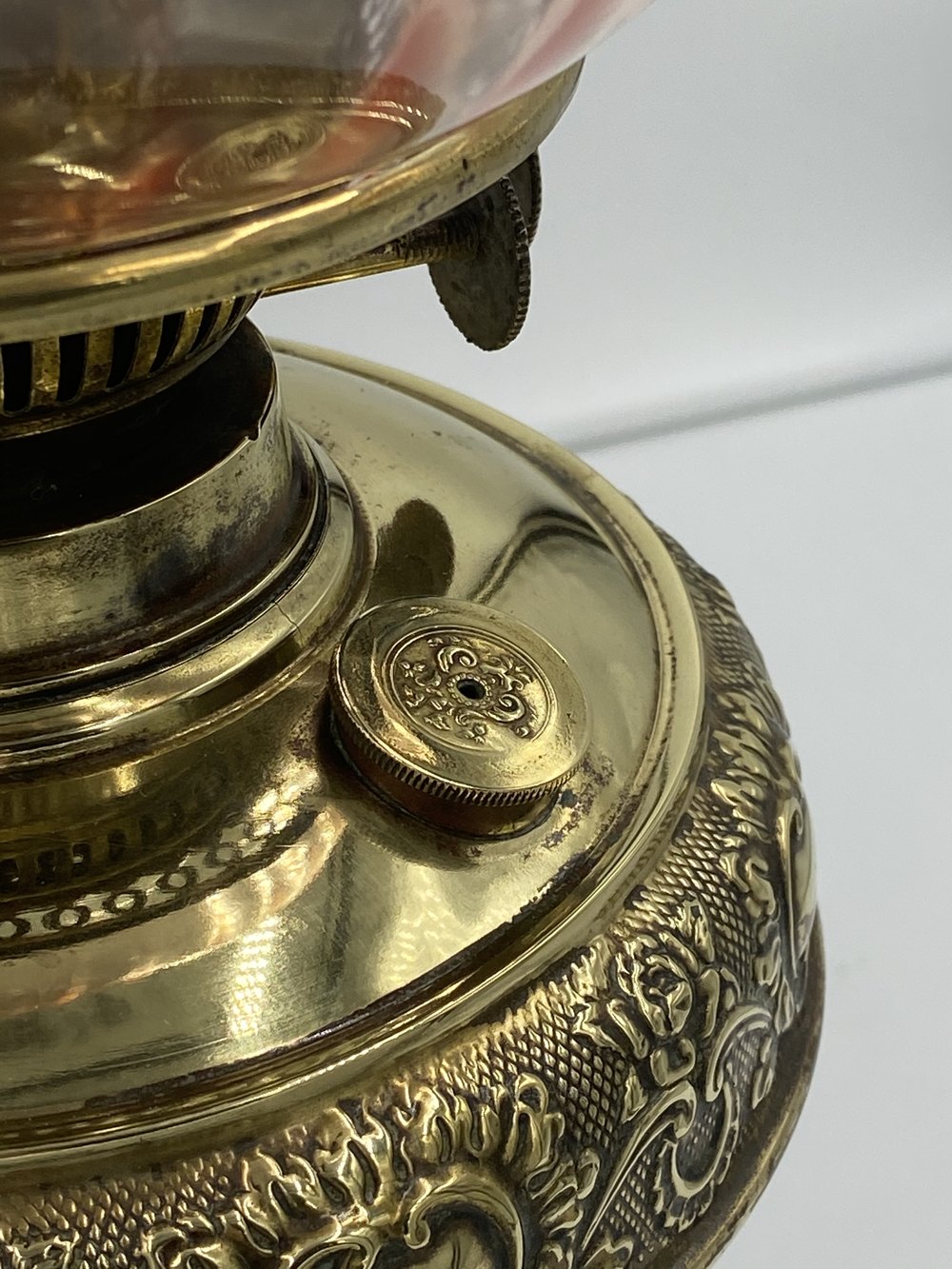 Antiques Atlas Antique Victorian Embossed Brass Oil Lamp