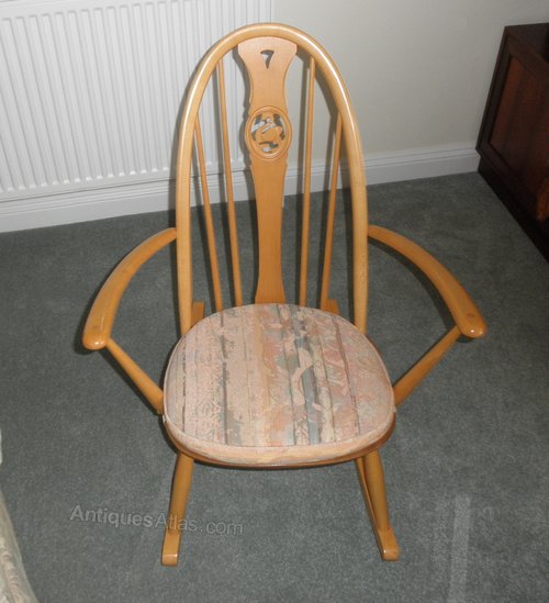 Antiques Atlas - Classic Ercol Swan Back Rocking Chair