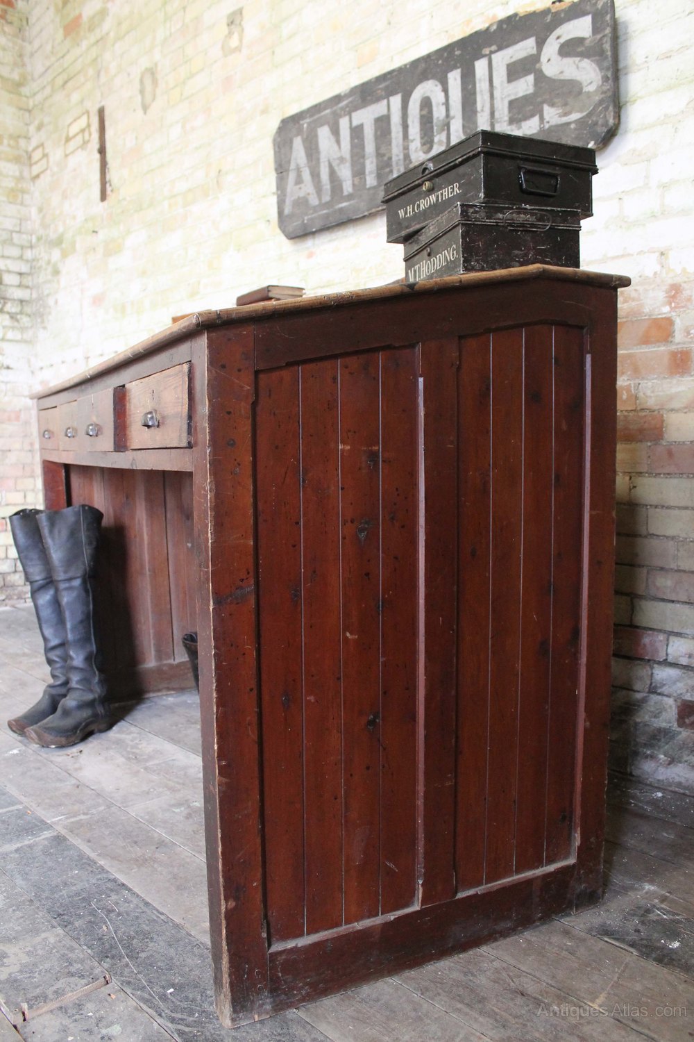 Cornish Desk The Count House, Botallack