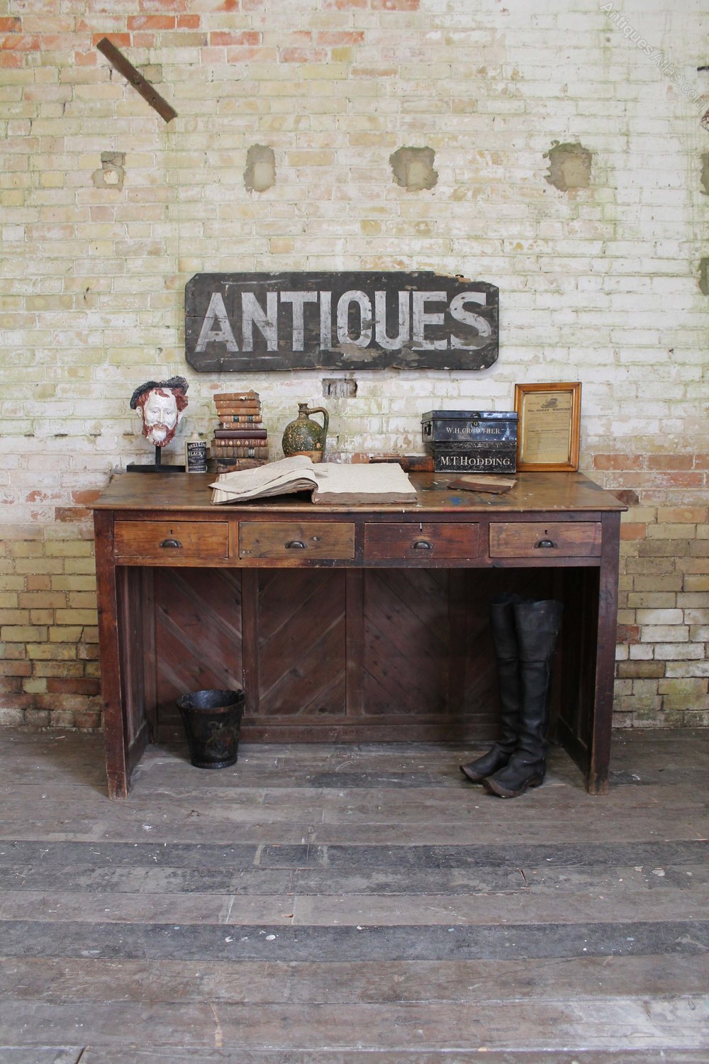 Cornish Desk The Count House, Botallack