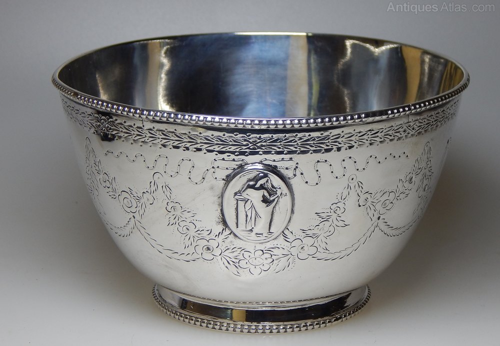 Antiques Atlas Stunning Victorian Silver Sugar Bowl.