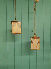 Pair Of Small Arts And Crafts Style Lights 3.5"
