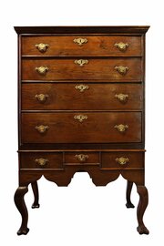18thc Oak Chest Of Drawers On Stand