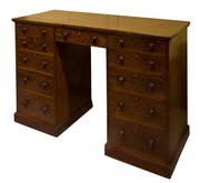 A Fine Mahogany Pedestal Desk Of 11 Drawers