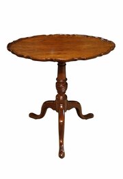 Georgian Mahogany Wine Table With Pie-Crust Edge, 