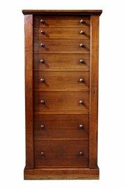 Mid-19th Century Mahogany Wellington Chest 