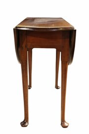 Mid 18th Century Mahogany Oval Drop-Leaf Table, Ci