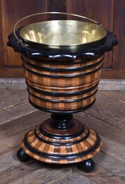 19th?Century Dutch Teestoof With Brass Liner