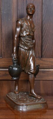 Bronze Sculptor-Porteur D’Eau Tunisien 