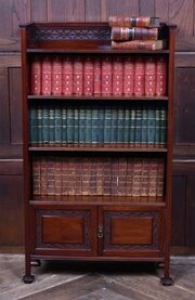 Edwardian Mahogany Bookshelf / Bookcase