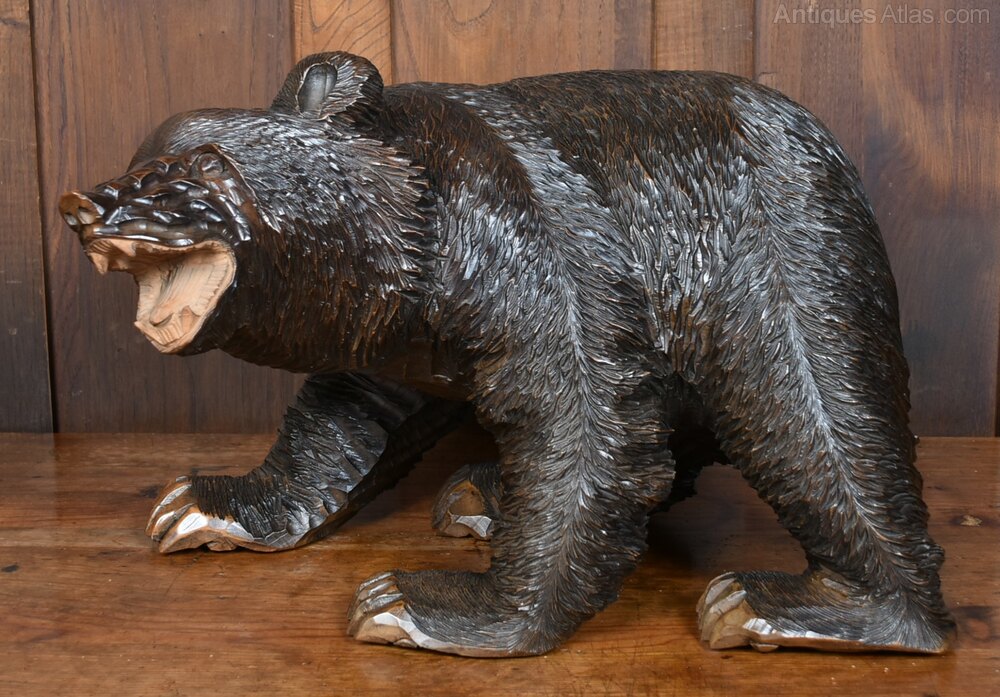 wooden carved bear 木彫りの熊 北海道 ウッドベアー REAL CARVE®︎／国立公園 支笏湖 民芸品 木彫り熊 (@realcarve