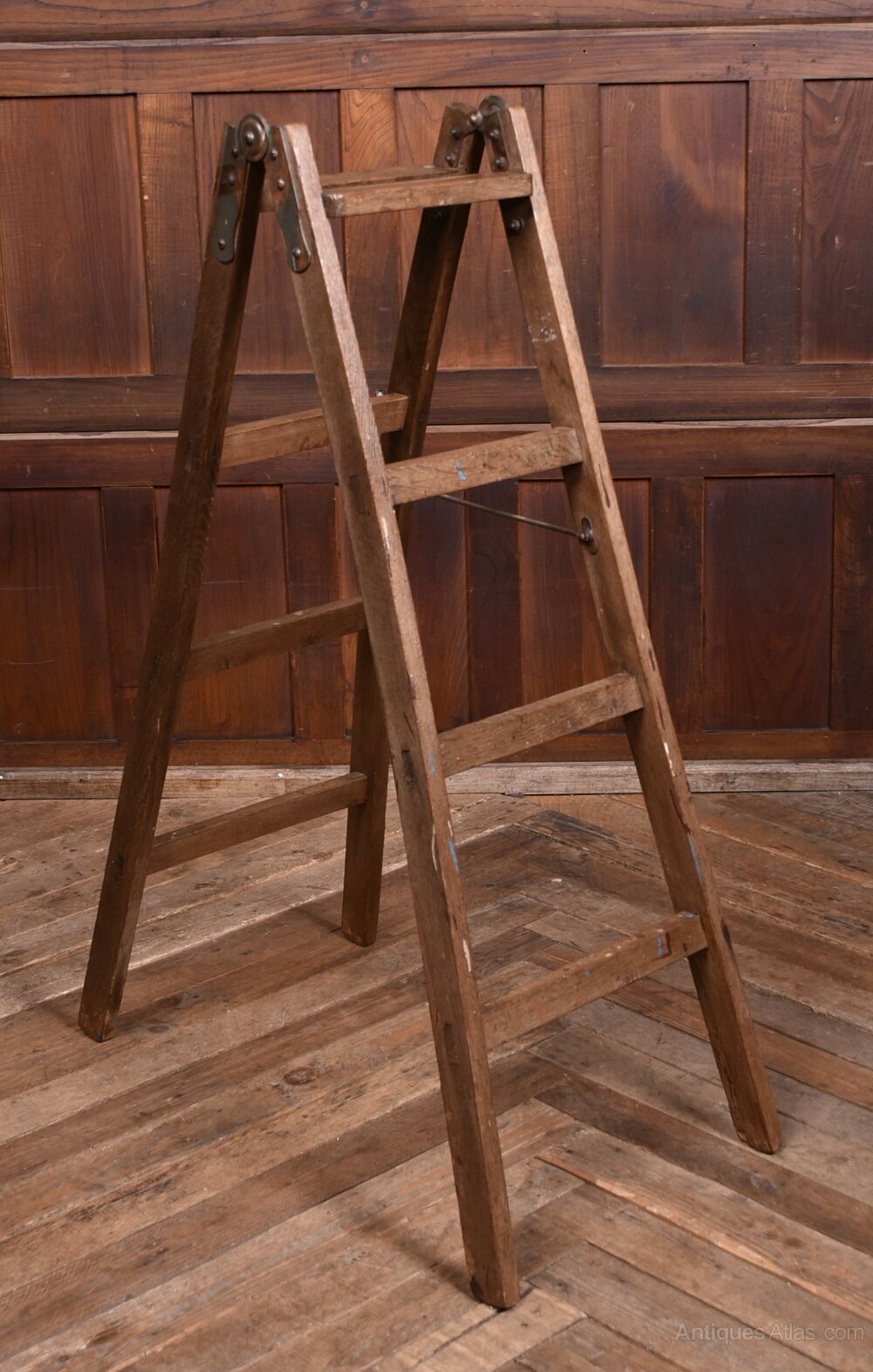 アンティーク雑貨 ladder vintage-iron-ladder-with-chain