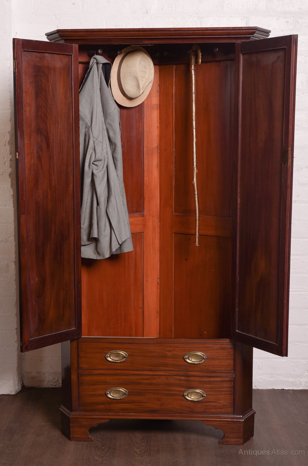 Stunning Quality Mahogany Corner Hall Wardrobe Antiques Atlas