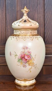 Victorian Royal Worcester Potpourri Vase