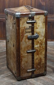 Vintage Steamer / Wardrobe Trunk