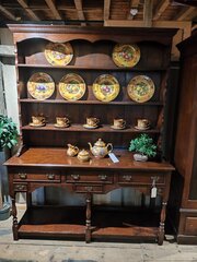 Titchmarsh & Goodwin Oak Welsh Dressee