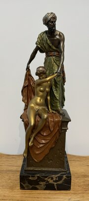 ‘Arab Trader’ Bronze Sculpture By Franz Bergman