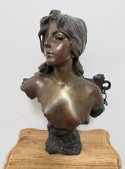 E Villanis 19th Century Bronze Sculpture ‘Capture’