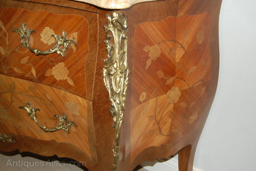 French Bombe Chest Of Drawers With Marble Top Antiques Atlas