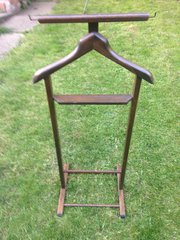 Gentlemans Valet Stand