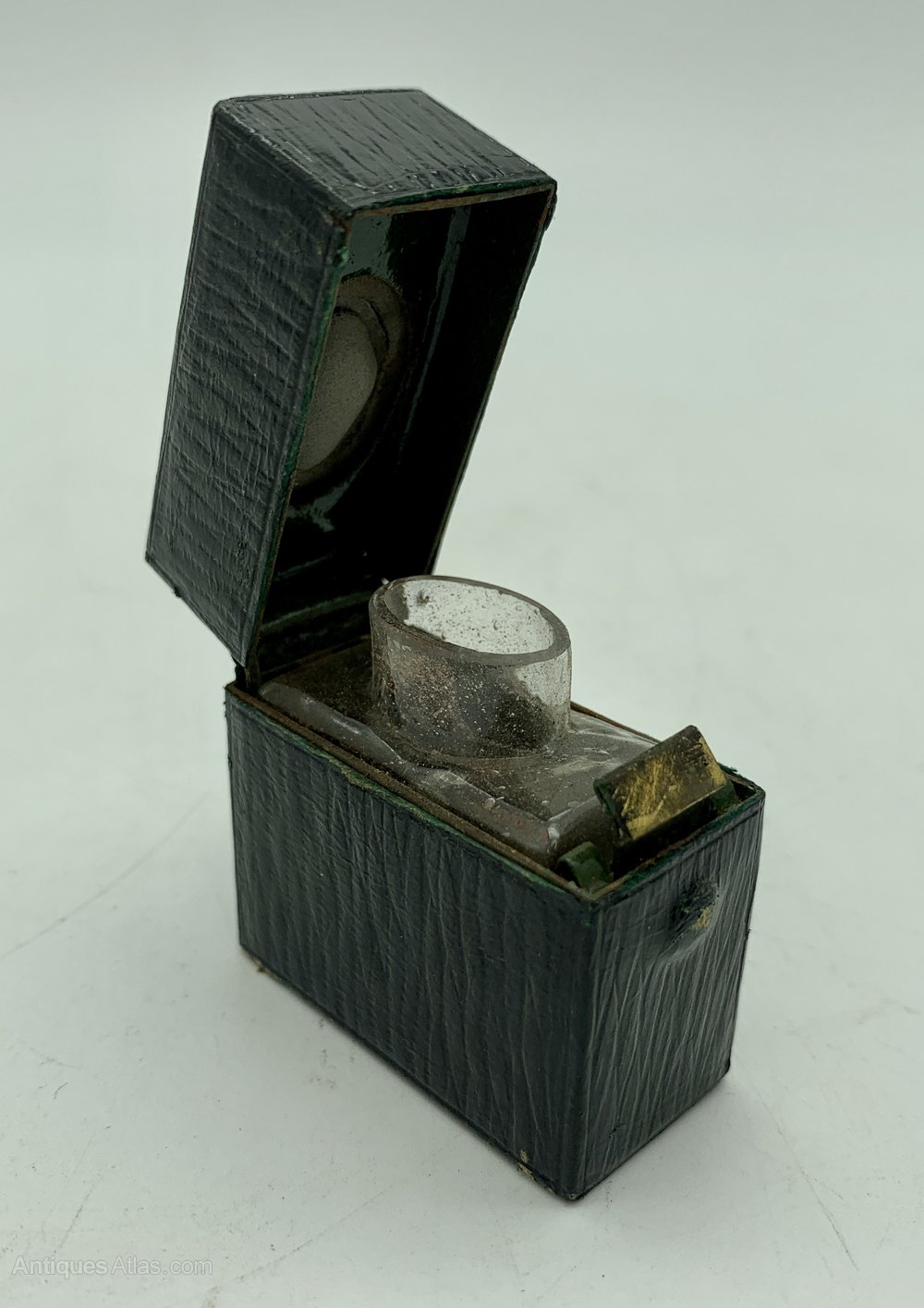 Antiques Atlas - Antique Travelling Inkwell Circa 1900