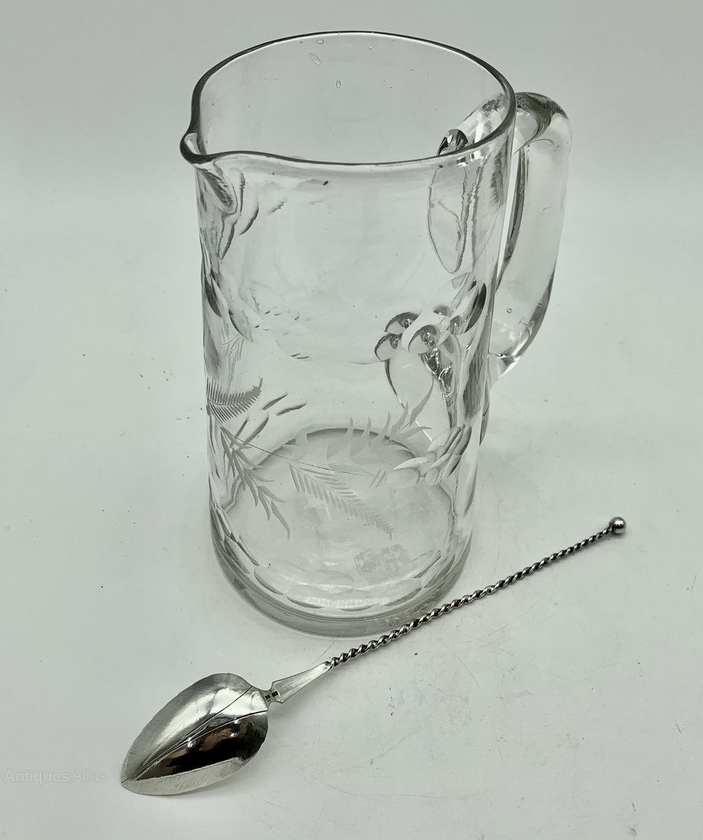 glass pimms jug