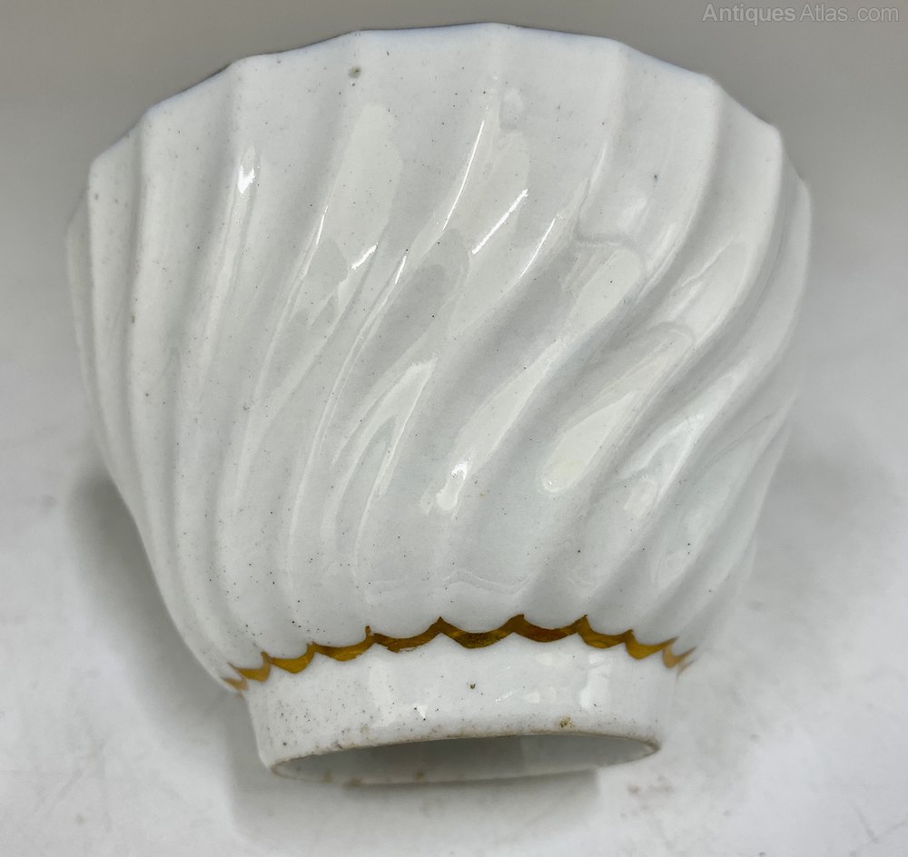 Antiques Atlas Worcester Wrythen Fluted Tea Bowl C.1810
